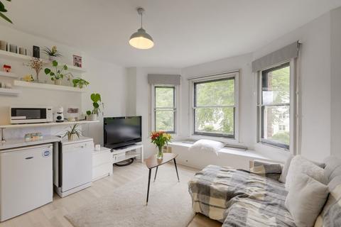 London Road, Horniman Grange, SE23