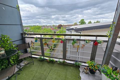 2 bedroom flat for sale, Denmark Street, Altrincham WA14