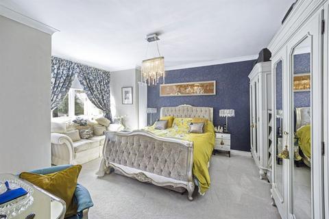2 bedroom apartment for sale, Devisdale Road, Altrincham WA14