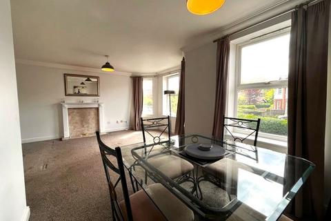 2 bedroom flat for sale, Gaskell Road, Altrincham WA14