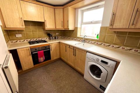 2 bedroom flat for sale, Gaskell Road, Altrincham WA14