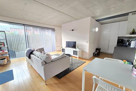 1 bedroom apartment for sale, Woodfield Road, Altrincham WA14