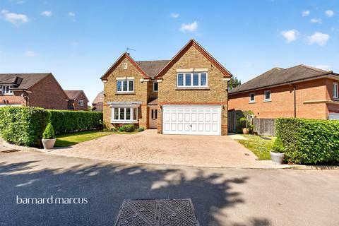 4 bedroom detached house for sale, Bowen Way, Coulsdon