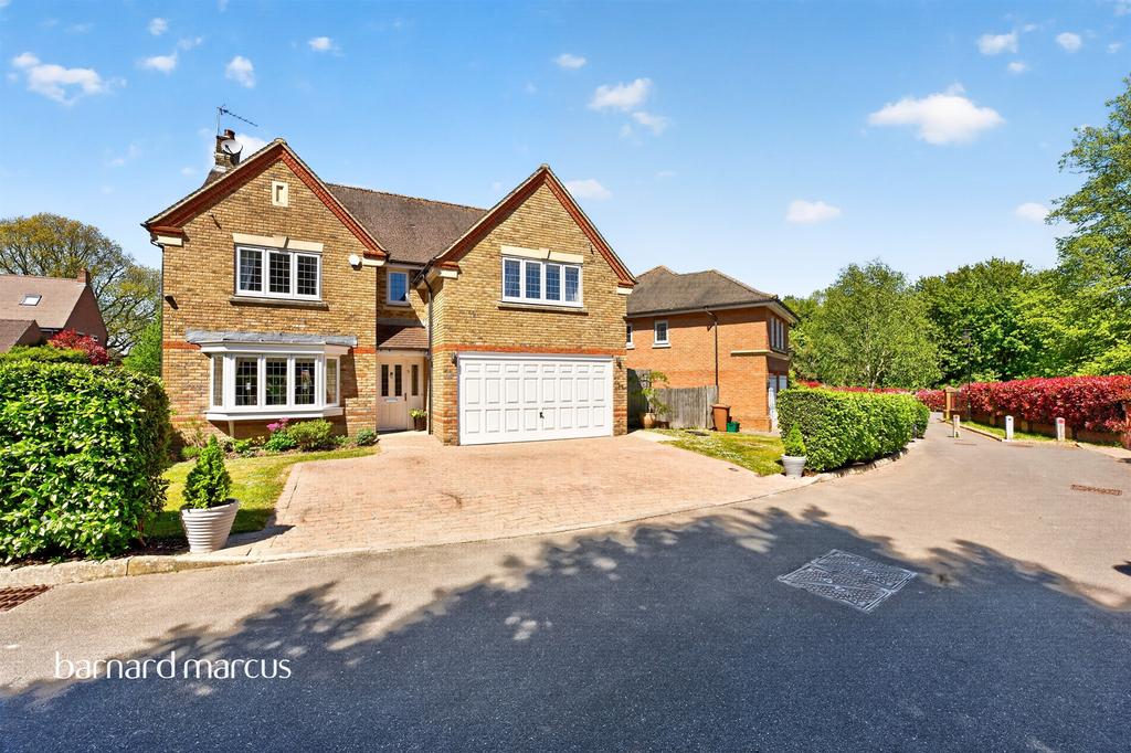 House in Coulsdon, Netherne-on-the-Hill