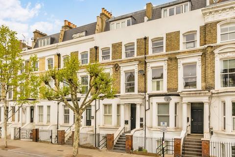 St. John's Hill, London SW11