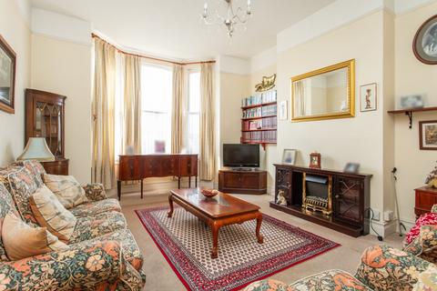 1 bedroom flat for sale, Beltinge Road, Herne Bay, Kent, CT6