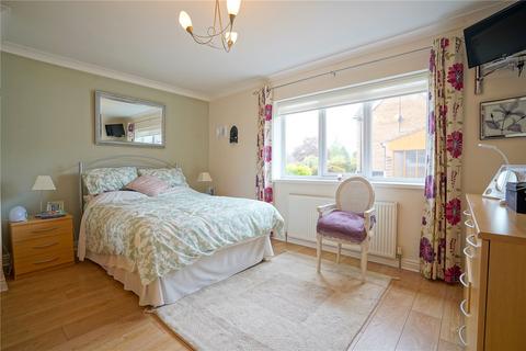 2 bedroom bungalow for sale, Moorlands, Wickersley, Rotherham, South Yorkshire, S66