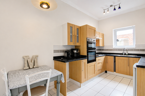 1 bedroom apartment for sale, Foregate Street, Chester CH1