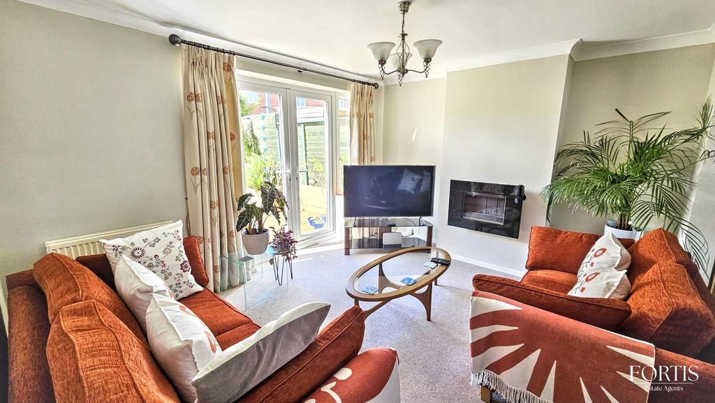 House in Cardiff, Fairwater - View 2
