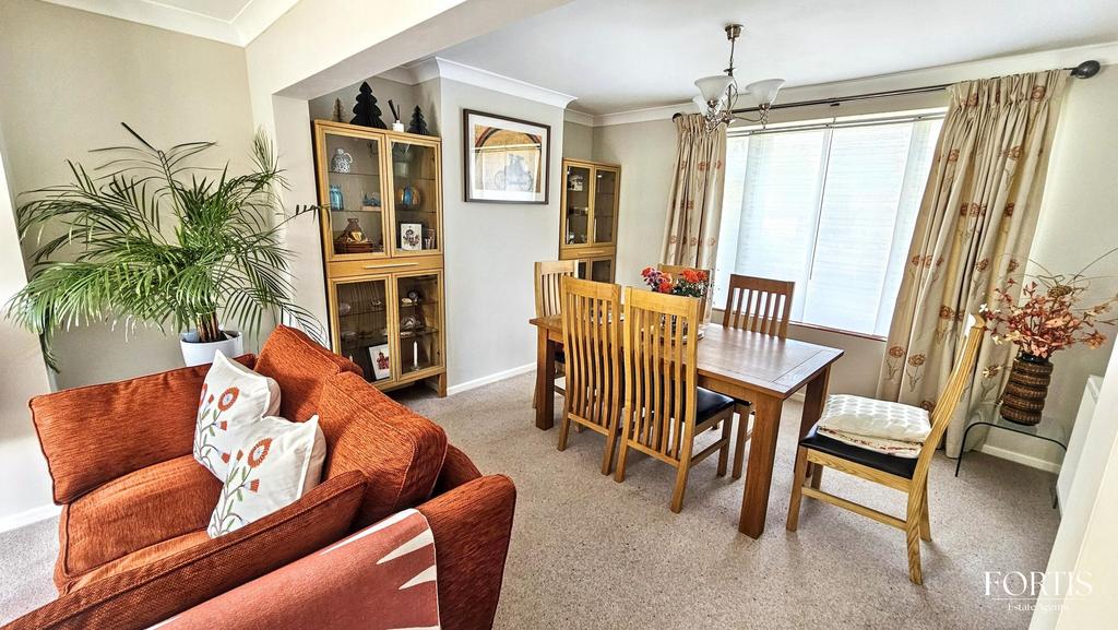 House in Cardiff, Fairwater - View 3