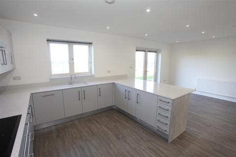3 bedroom farm house to rent, Hill House, Lumb Lane, S35