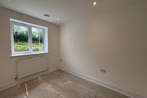 2 bedroom end of terrace house to rent, Terras Road, St. Austell, PL26