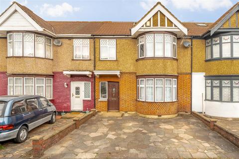 4 bedroom terraced house for sale, Boxmoor Road, Kenton