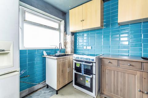 2 bedroom flat for sale, Maple Road, London, SE20