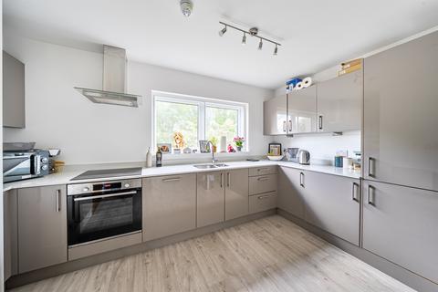 1 bedroom flat for sale, Sandridge Park, St. Albans