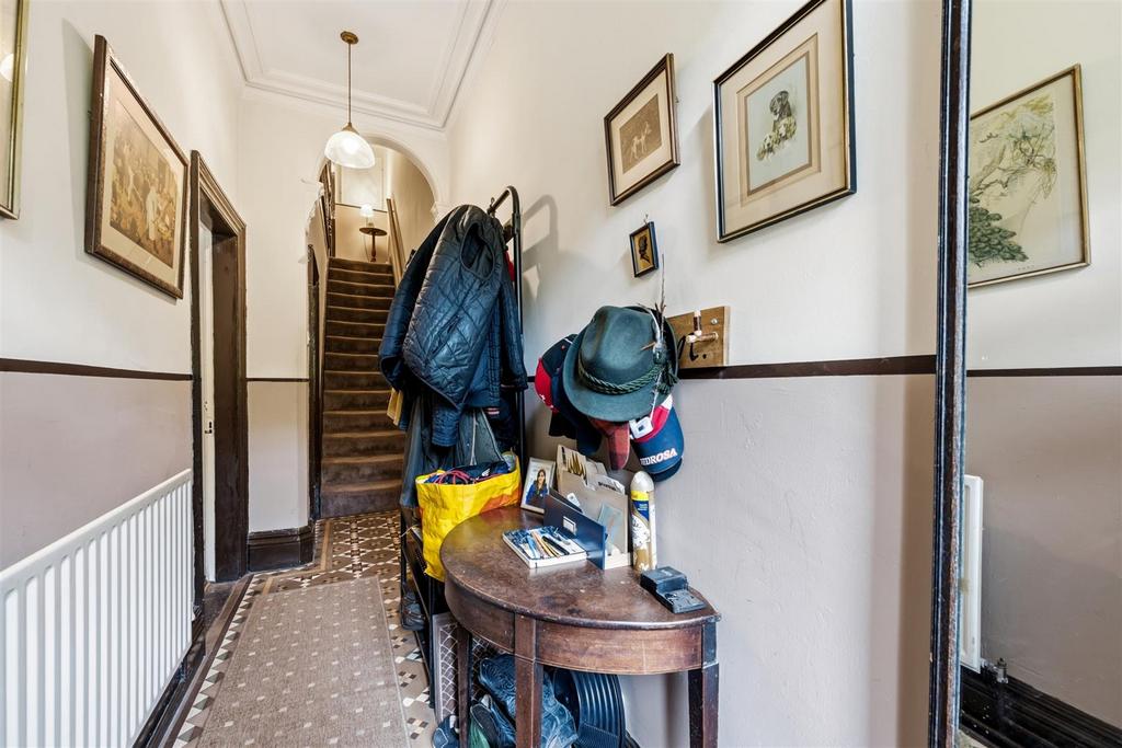 Entrance Hallway.jpg