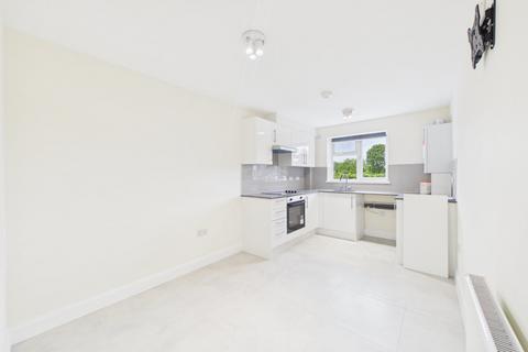 2 bedroom maisonette to rent, Frimley High Street, Frimley, Camberley, Surrey, GU16