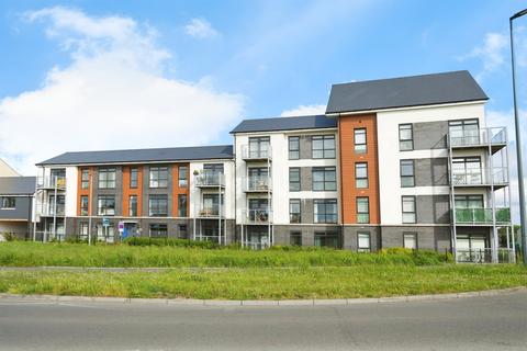 2 bedroom flat for sale, Lane End Road, Patchway, Bristol