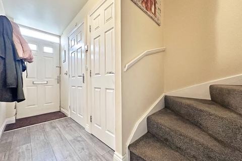 3 bedroom townhouse for sale, Bloomfield Road, TIPTON, DY4 9EB