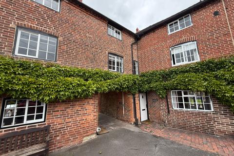 2 bedroom cottage to rent, High Street, Melbourne, DE73