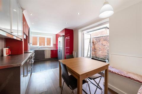 6 bedroom terraced house to rent, £171.50pppw - Mayfair Rd, Jesmond, NE2
