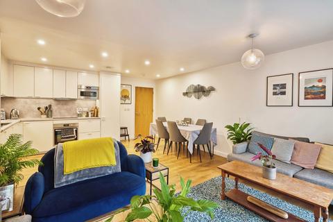 113 Chandler Way, Peckham, SE15
