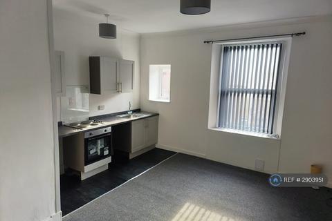 2 bedroom flat to rent, Loudoun Road, Newmilns, KA16