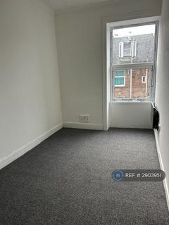 2 bedroom flat to rent, Loudoun Road, Newmilns, KA16