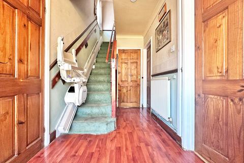 3 bedroom semi-detached house for sale, Glebefields Road, TIPTON, DY4 0NG