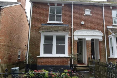 4 bedroom house to rent, Bradbourne Road, Sevenoaks, Kent, TN13 3QA – 4 Bedroom Family Home