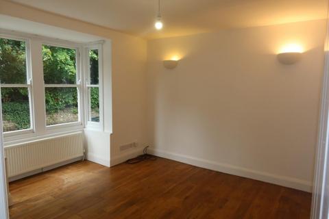 4 bedroom house to rent, Bradbourne Road, Sevenoaks, Kent, TN13 3QA – 4 Bedroom Family Home
