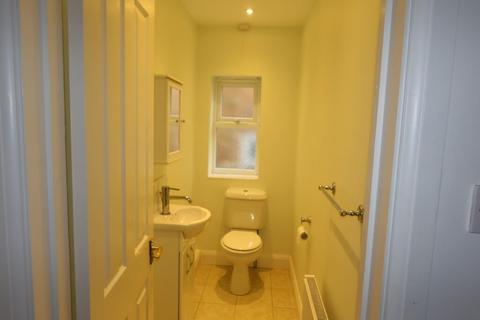 4 bedroom house to rent, Bradbourne Road, Sevenoaks, Kent, TN13 3QA – 4 Bedroom Family Home