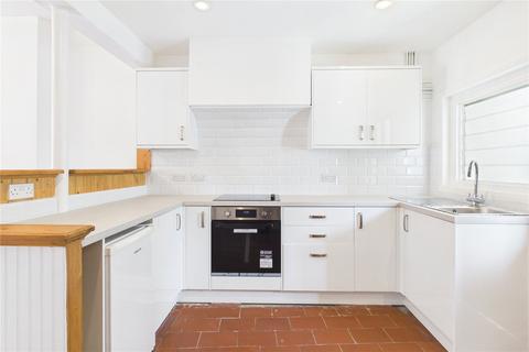2 bedroom terraced house to rent, West Street, West Sussex RH19