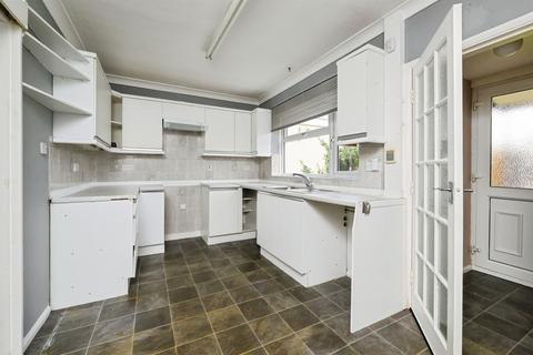 2 bedroom terraced house for sale, Gransley Rise, Peterborough