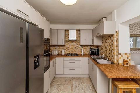 5 bedroom semi-detached house for sale, Highfield Road, Tipton
