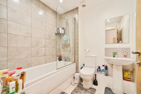 2 bedroom flat for sale, York Road, Leeds