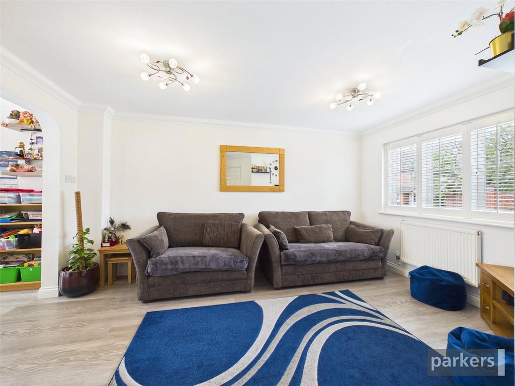 House in Reading, Lower Earley, Earley - View 4