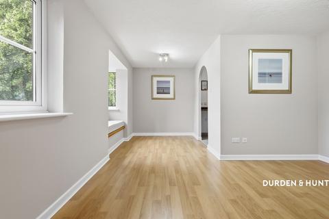 undefined, School House Gardens, Loughton, IG10