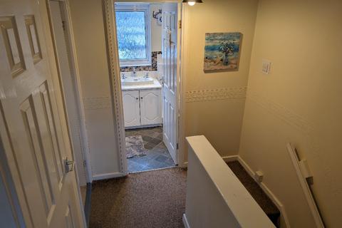 4 bedroom terraced house to rent, Lanarks Walk, Newcastle-Under-Lyme ST5