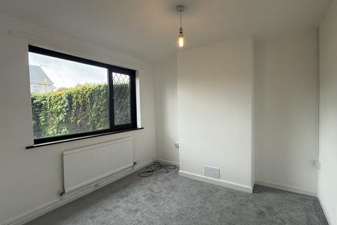 2 bedroom semi-detached house to rent, Llys Nant Fer, Gwaun Cae Gurwen SA18
