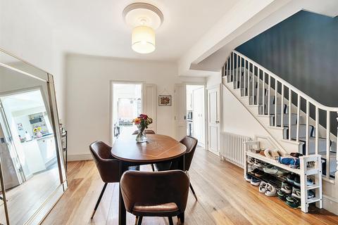 3 bedroom terraced house for sale, Oliphant Street, London W10