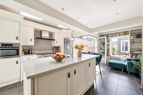 3 bedroom terraced house for sale, Oliphant Street, London W10