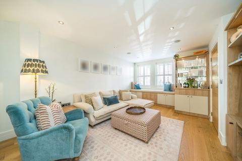 4 bedroom end of terrace house for sale, Blandfield Road, London SW12