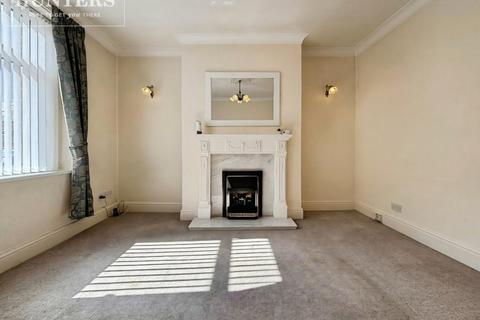3 bedroom terraced house to rent, Day Street, Barnsley
