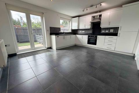 4 bedroom terraced house to rent, Ramsey Grove, Murton, Seaham, Co. Durham, SR7
