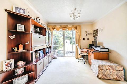 3 bedroom semi-detached house for sale, Grosvenor Avenue, Hayes