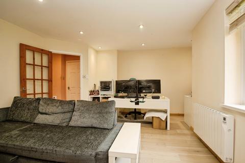 2 bedroom flat for sale, Campbell Drive, CARDIFF, South Glamorgan, CF11