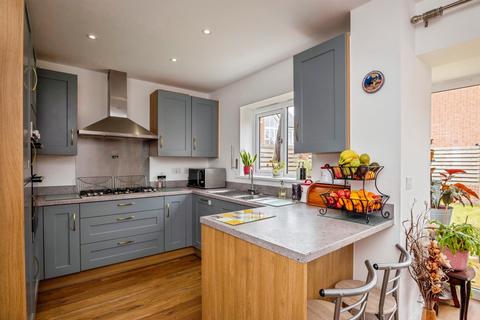 3 bedroom detached house for sale, Gennet Grove, Broomhall, WORCESTER