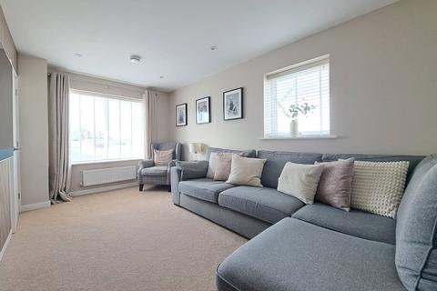 3 bedroom semi-detached house for sale, Quays Drive, Highbridge, Somerset, TA9