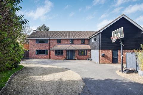 7 bedroom detached house for sale, Boxley Road, Walderslade, ME5